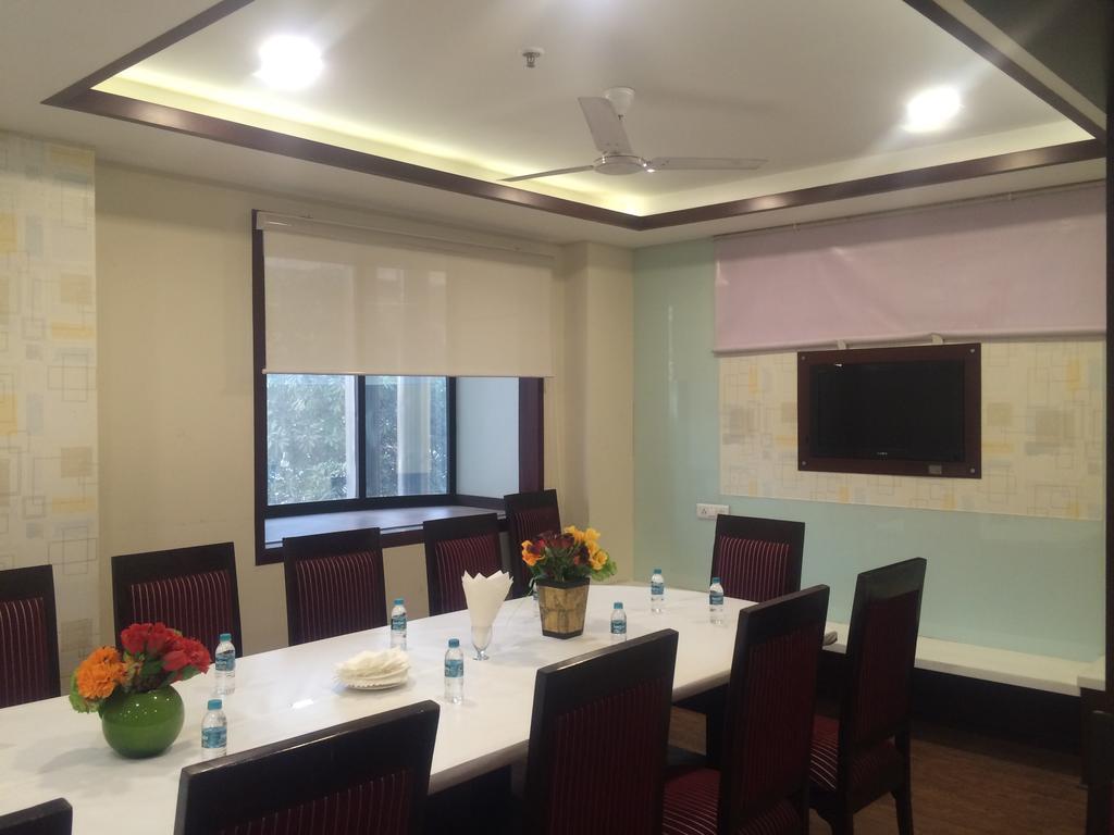 Fabhotel D75 At Residency Ghaziabad Buitenkant foto