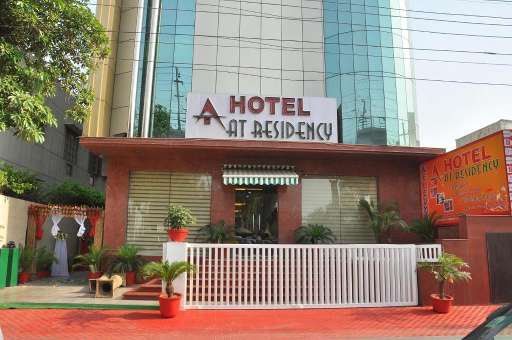 Fabhotel D75 At Residency Ghaziabad Buitenkant foto